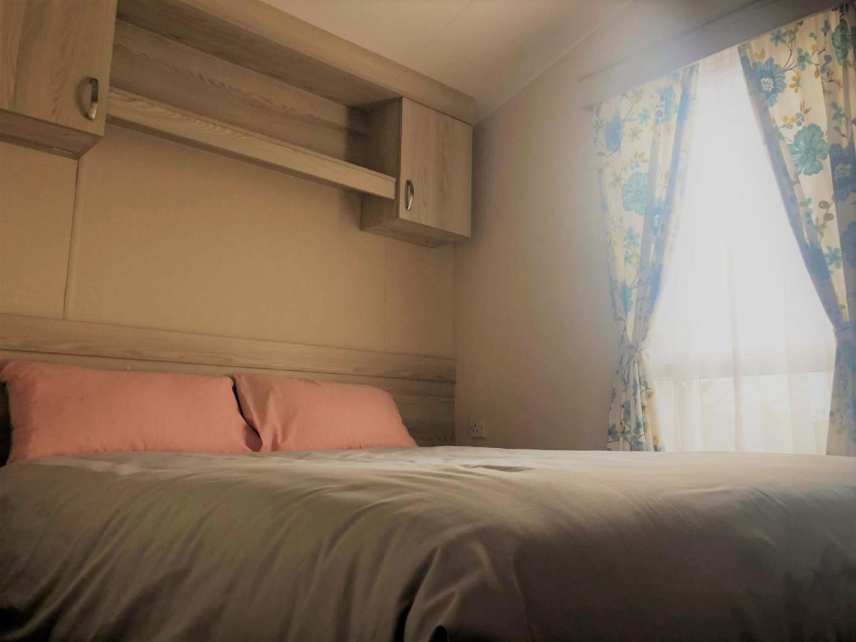 Spruce Deluxe Holiday Home Мейблторп Экстерьер фото